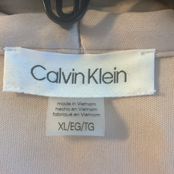 Calvin Klein rose colored top - Picture 4 of 8